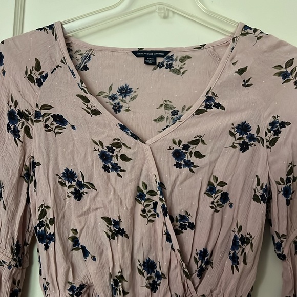 american eagle pink long sleeve size: M - Picture 2 of 7